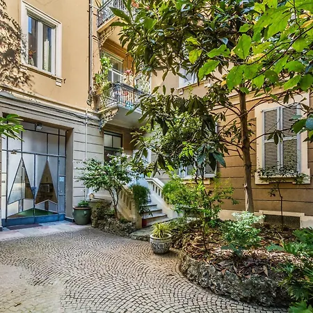 Domusmi Benedetto Marcello-28 Apartment
